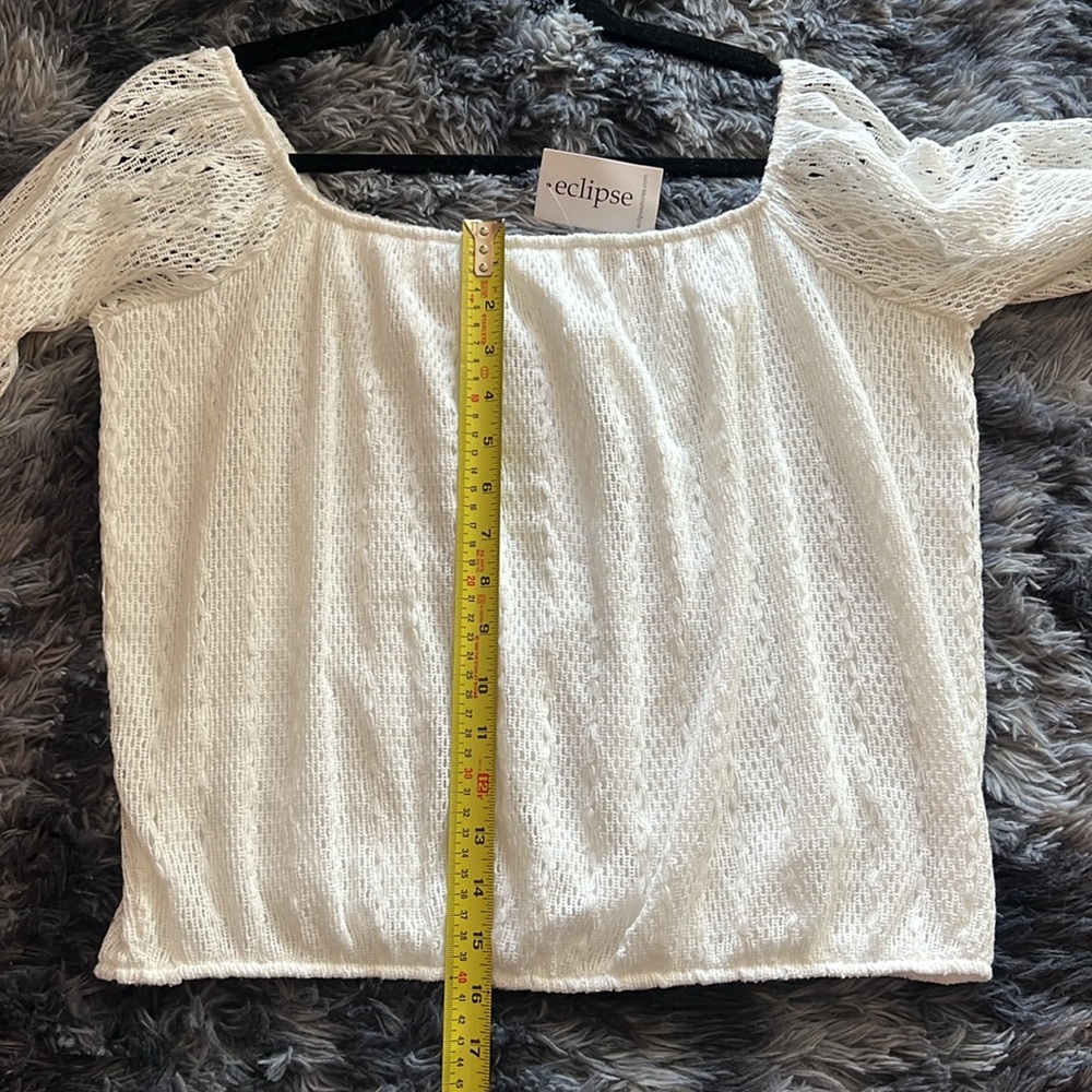 Eclipse Crochet Long-Sleeve Off-The-Shoulder Top - Picture 9 of 11